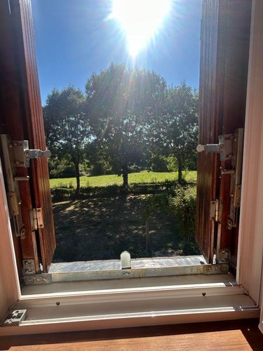Maison a vendre Le Vigean 15200 Cantal 120 m2  262880 euros