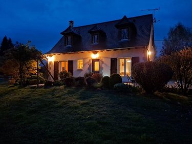 Maison a vendre Le Vigean 15200 Cantal 120 m2 7 pièces 222600 euros