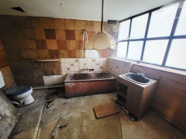 Maison a vendre Neuvic 19160 Corrèze 100 m2 4 pièces 18000 euros