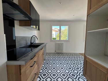 Appartement a vendre Chambéry 73000 Savoie 64 m2 3 pièces 205000 euros