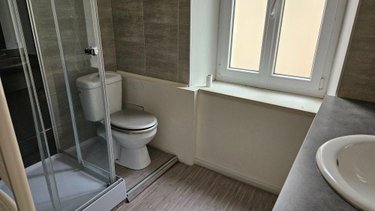 Immeuble a vendre La Suze-sur-Sarthe 72210 Sarthe 160 m2  183000 euros