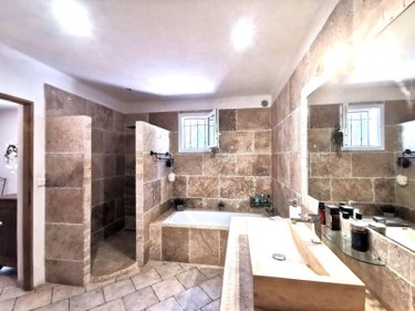 Maison a vendre Mouriès 13890 Bouches-du-Rhône 145 m2 7 pièces 859000 euros