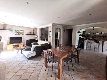 Maison a vendre Mouriès 13890 Bouches-du-Rhône 145 m2 7 pièces 859000 euros