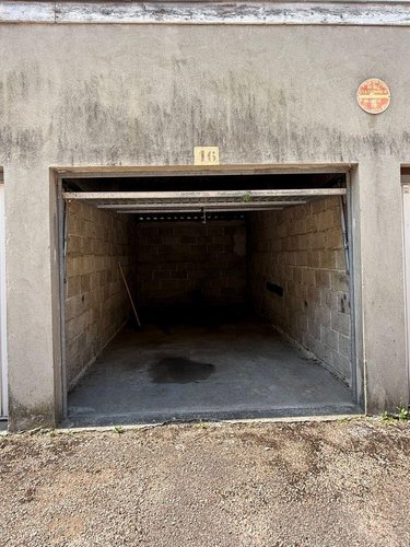 Garage et parking a vendre Troyes 10000 Aube 15 m2  14000 euros