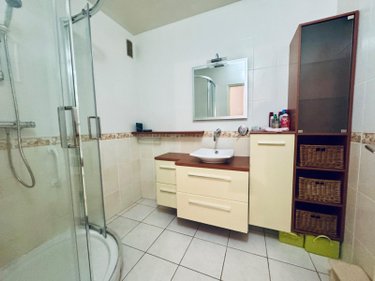 Appartement a vendre Brest 29200 Finistère 96 m2 6 pièces 193225 euros
