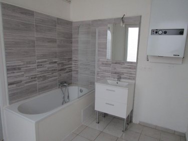 Location maison Hazebrouck 59190 Nord 81 m2  715 euros