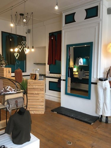 Fonds et murs commerciaux a vendre Bergues 59380 Nord 92 m2  44000 euros