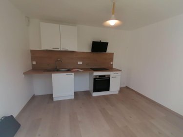 Location maison Rennes 35000 Ille-et-Vilaine 62 m2 4 pièces 1120 euros