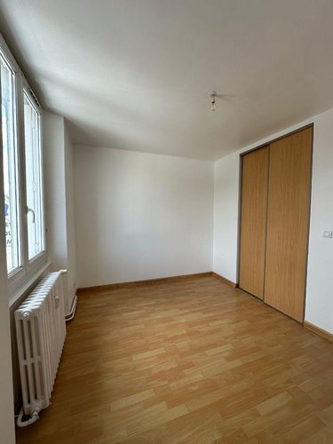 Location appartement Ussel 19200 Corrèze 44 m2 2 pièces 490 euros