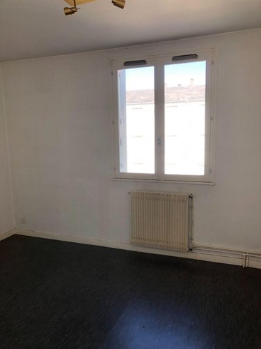 Appartement a vendre Issoudun 36100 Indre 84 m2 2 pièces 53000 euros
