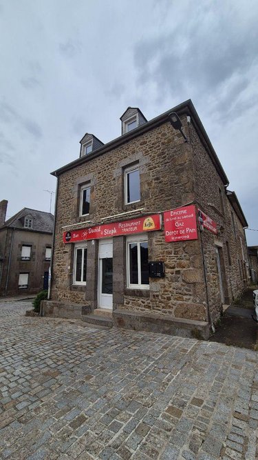 Immeuble a vendre Châtillon-sur-Colmont 53100 Mayenne 165 m2  110460 euros