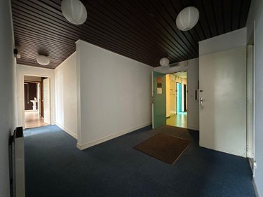 Fonds et murs commerciaux a vendre Quimper 29000 Finistère 102 m2  105760 euros