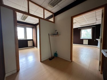 Fonds et murs commerciaux a vendre Quimper 29000 Finistère 102 m2  105760 euros