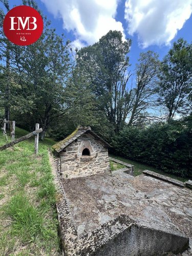 Maison a vendre Lapeyrugue 15120 Cantal 79 m2 4 pièces 116050 euros
