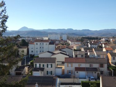 Appartement a vendre Gerzat 63360 Puy-de-Dôme 92 m2 4 pièces 147000 euros