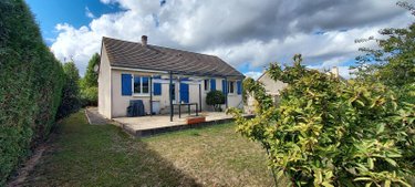 Location maison Quelaines-Saint-Gault 53360 Mayenne 72 m2 4 pièces 750 euros