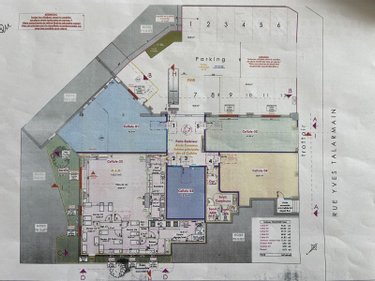 Fonds et murs commerciaux a vendre Ploudalmézeau 29830 Finistère  109807 euros