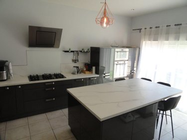 Maison a vendre Saint-Gilles 30800 Gard 140 m2 6 pièces 371000 euros