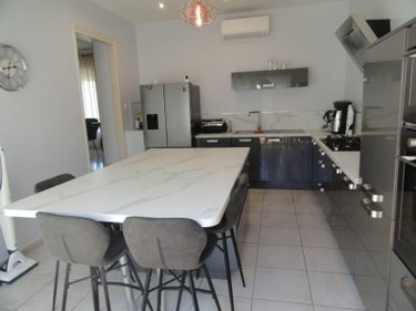 Maison a vendre Saint-Gilles 30800 Gard 140 m2 6 pièces 371000 euros