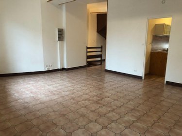 Location appartement Crépy-en-Valois 60800 Oise 75 m2 3 pièces 850 euros