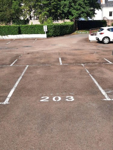 Garage et parking a vendre Le Mans 72000 Sarthe  11720 euros