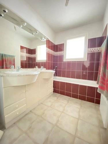 Maison a vendre Ambarès-et-Lagrave 33440 Gironde 123 m2 5 pièces 331000 euros