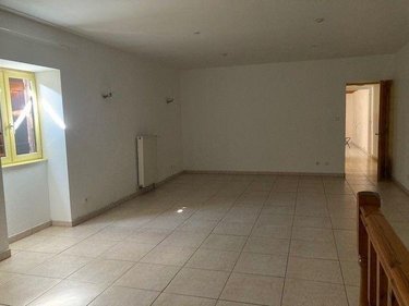 Location maison Prissé 71960 Saône-et-Loire 127 m2  850 euros