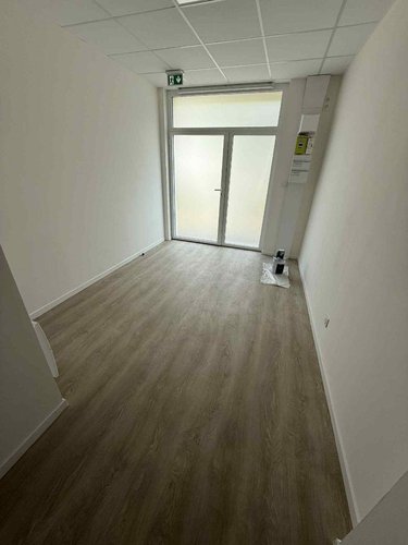 Location divers Saint-Sylvestre-Cappel 59114 Nord 19 m2  587 euros