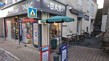 Fonds et murs commerciaux a vendre La Suze-sur-Sarthe 72210 Sarthe 80 m2  198000 euros