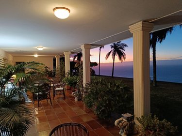 Maison a vendre La-Montagne 97417 Réunion 350 m2 6 pièces 998900 euros