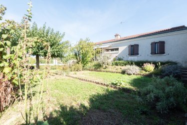 Maison a vendre La Chapelle-de-Guinchay 71570 Saône-et-Loire 102 m2 5 pièces 270000 euros