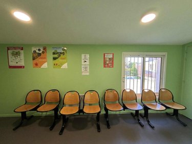 Fonds et murs commerciaux a vendre Sedan 08200 Ardennes 350 m2  200000 euros