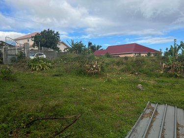 Terrain a batir a vendre Sainte-Marie 97438 Réunion 400 m2  213000 euros