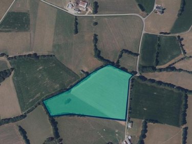 Bien agricole a vendre Montaudin 53220 Mayenne  65881 euros