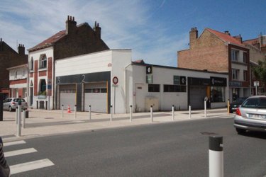 Fonds et murs commerciaux a vendre Dunkerque 59140 Nord 201 m2  388500 euros