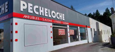 Fonds et murs commerciaux a vendre Saint-James 50240 Manche 1130 m2  243800 euros