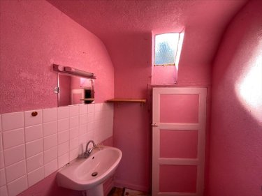 Immeuble a vendre Saint-Cernin 15310 Cantal 110 m2  48000 euros