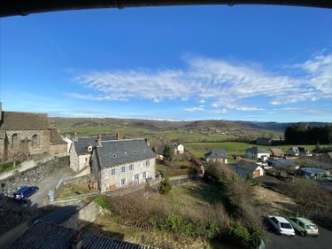 Immeuble a vendre Saint-Cernin 15310 Cantal 110 m2  48000 euros