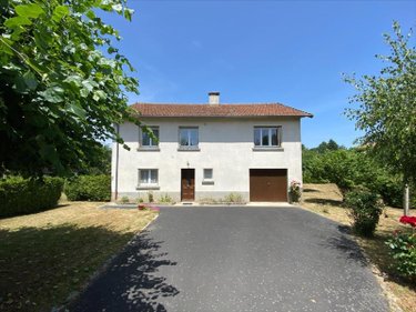 Maison a vendre Glénat 15150 Cantal 100 m2 5 pièces 106000 euros