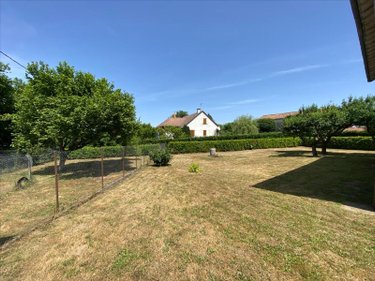 Maison a vendre Glénat 15150 Cantal 100 m2 5 pièces 106000 euros
