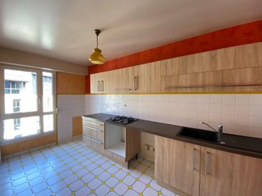Appartement a vendre Aurillac 15000 Cantal 66 m2 3 pièces 127200 euros