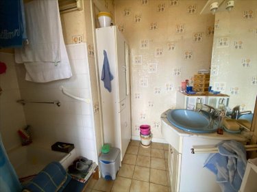 Appartement a vendre Aurillac 15000 Cantal 67 m2 4 pièces 53000 euros