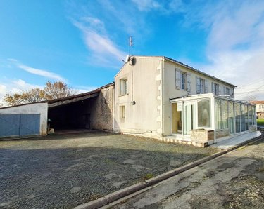 Maison a vendre Landrais 17290 Charente-Maritime 140 m2 6 pièces 200000 euros