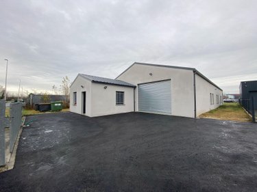 Immeuble a vendre Bruges 33520 Gironde 352 m2  714000 euros