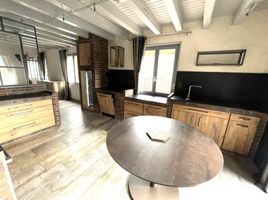 Maison a vendre La Cluse-et-Mijoux 25300 Doubs 218 m2 7 pièces 549000 euros