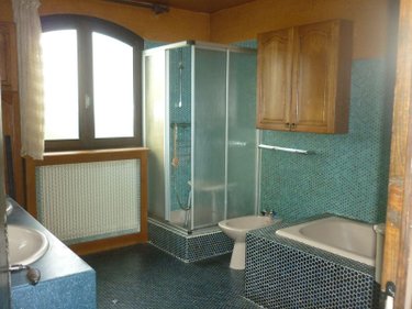 Maison a vendre Issoire 63500 Puy-de-Dôme 186 m2 9 pièces 269100 euros