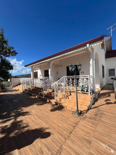 Maison a vendre Saint-Denis 97400 Réunion 258 m2 7 pièces 346100 euros