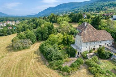 propriete a vendre Ruffieux 73310 Savoie 264 m2 8 pièces 1200000 euros