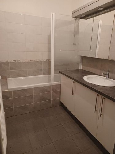 Location appartement Bailleul 59270 Nord 64 m2 3 pièces 660 euros