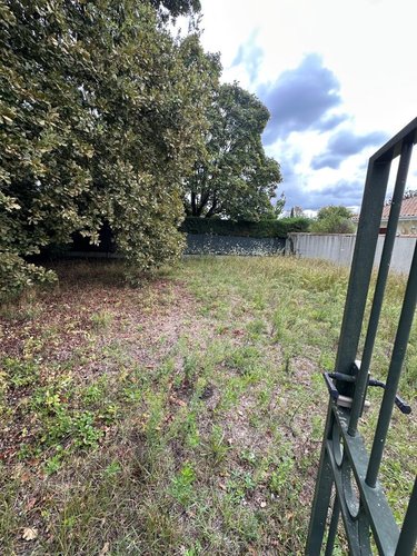Terrain a batir a vendre Bordeaux 33000 Gironde 304 m2  252000 euros